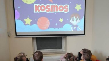 Zdjęcie dla artykułu Kosmiczne spotkanie w dąbrowickiej bibliotece