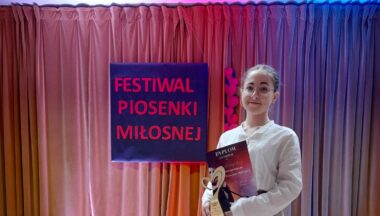 Zdjęcie dla artykułu Kolejna nagroda dla naszej wokalistki