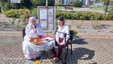 Zdjęcie dla artykułu Wspaniała pani Eliza zabrzmiała na baranowskim rynku w pięknym stylu