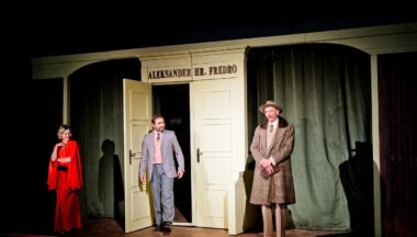 Zdjęcie dla galerii „Mąż i żona” wspaniała komedia w zawodowym wykonaniu aktorów Teatru im.W. Siemaszkowej w Rzeszowie