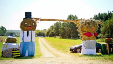 Zdjęcie dla galerii Dożynki w Suchorzowie 2024 – korowód i msza święta