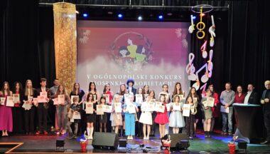 Zdjęcie dla galerii V edycja Ogólnopolskiego Konkursu Piosenki „O Kobietach”